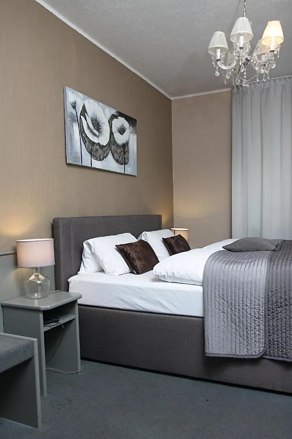 Hotel Lux Düsseldorf 3*,